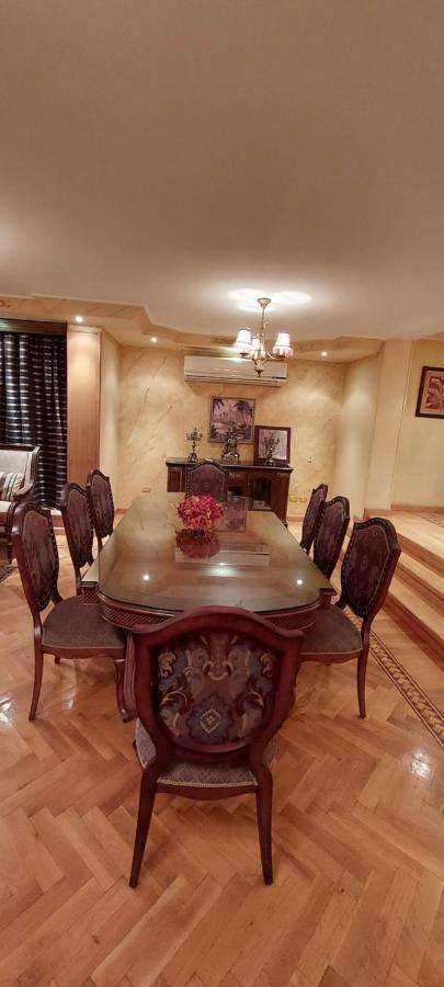 Nasr Royal Cairo